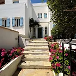 Vivi Semesterbostad Finikas (Syros)