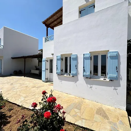 Vivi * Finikas (Syros)