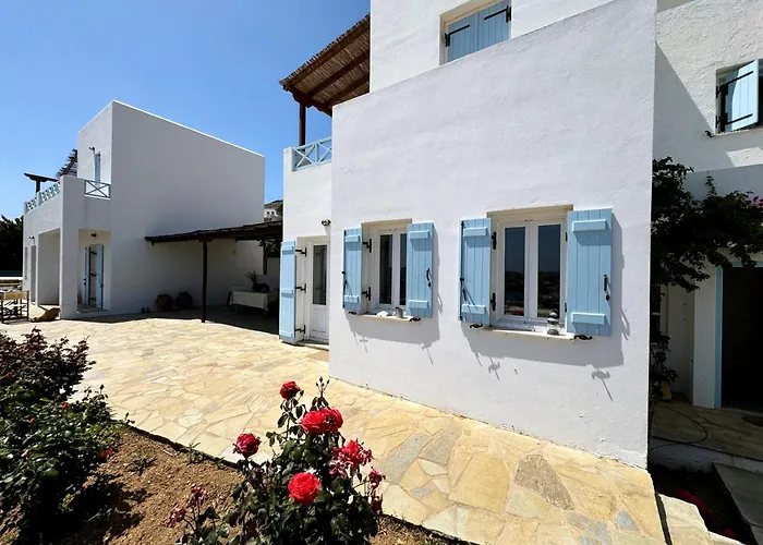 Vivi * Finikas (Syros)